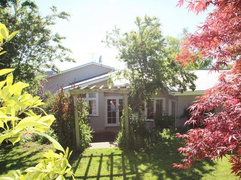 173 Parsons Road, Weston