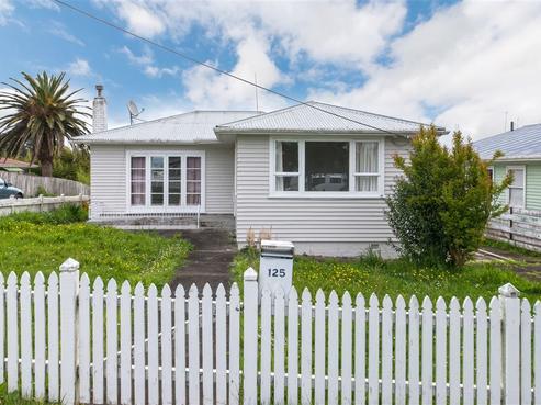 125 Sunnyside Road, Sunnyvale