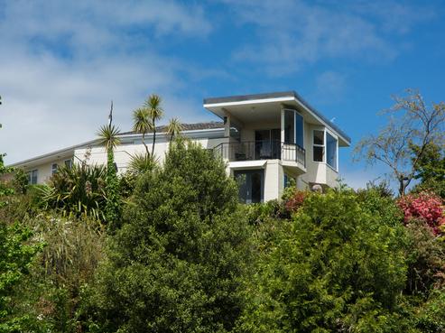 8 Hilden Place, Hilltop