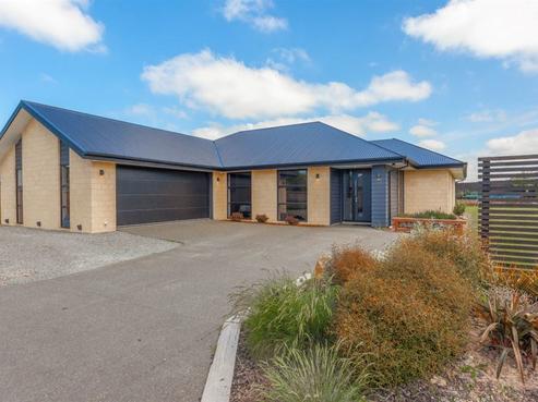 27 Stern Crescent, Rolleston