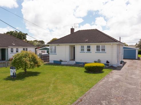 16 Poole Street, Feilding