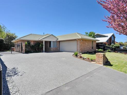 66 Fairweather Crescent, Kaiapoi