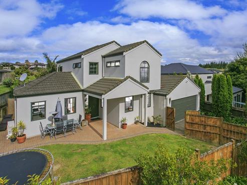 1 Bundoran Way, Pinehill