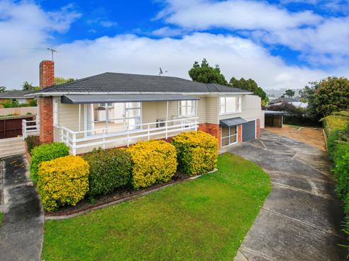 11 Scanlen Terrace, Kelston