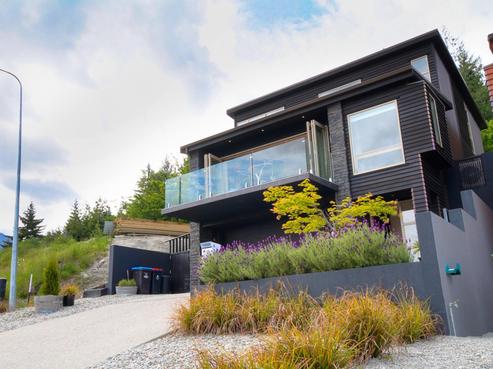 20 Vancouver Drive, Queenstown Central