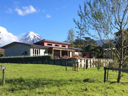 6 Korito Road, Korito