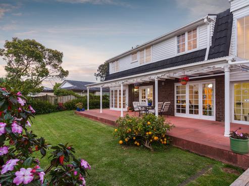 129 Fisher Parade, Sunnyhills