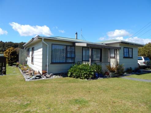 16 Butlers Road, Hokitika
