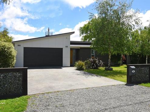 208 West Street, Greytown
