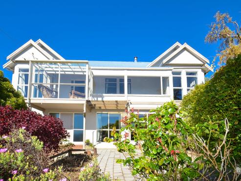 52 Aotea Street, Tainui