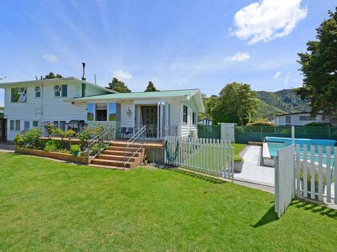 2 Venetia Way, Totara Park