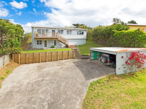11 Blanc Road, Silverdale