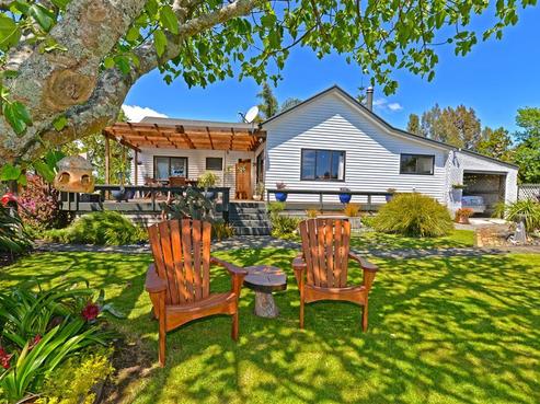 496 Waitakere Road, Taupaki
