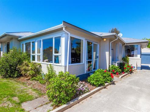 15 Gladson Avenue, Sockburn