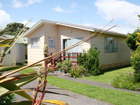 74 Leslie Street, Waitara