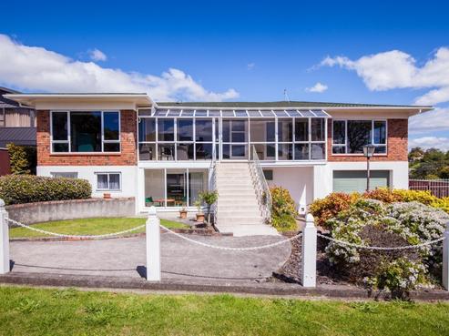 383 Devon Street West, Lynmouth