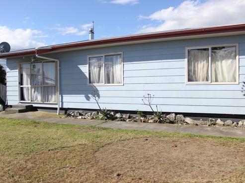 14A Holmes Place, Flaxmere