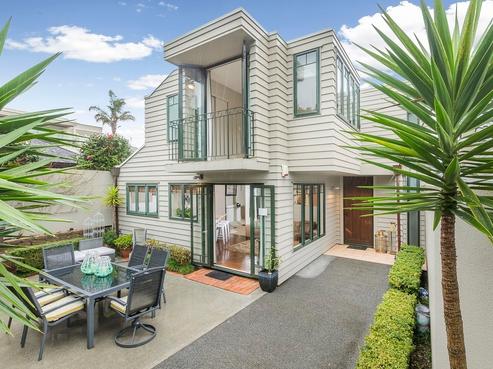 2 Rewiti Street, Orakei