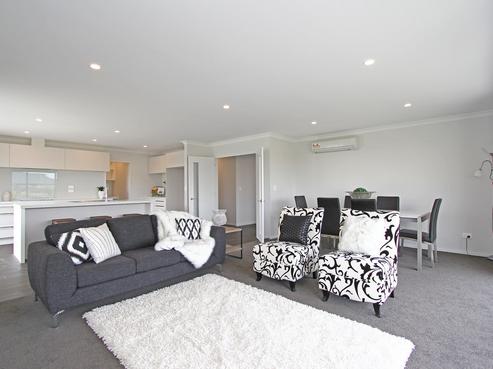 12 Loeb Place, Rolleston