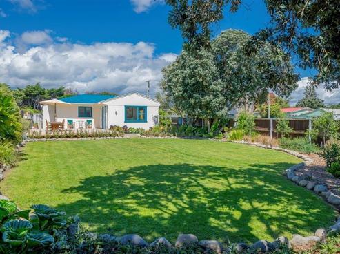26 Tutere Street, Waikanae Beach