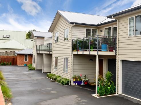 2/9 Wellington Street, Hamilton East
