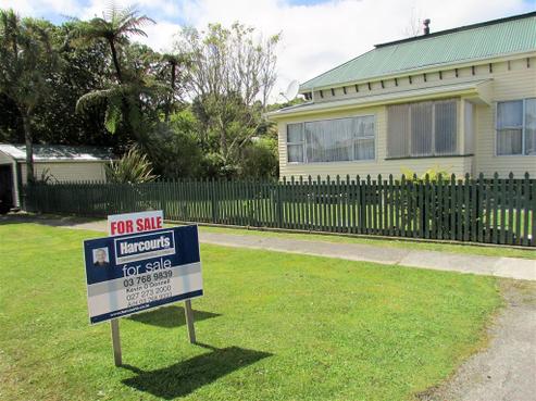 11 Palmerston Street, Greymouth