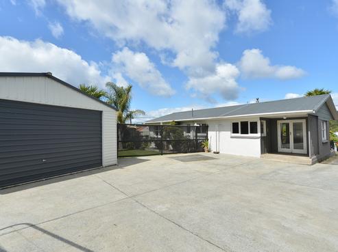 330 Kamo Road, Kamo