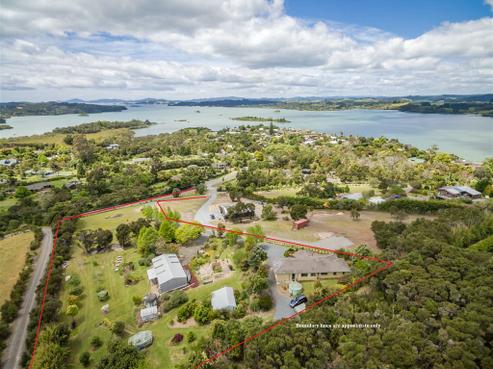 2 Kurapari Road, Kerikeri