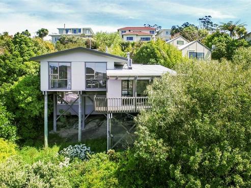 50 Queens Road, Stepneyville