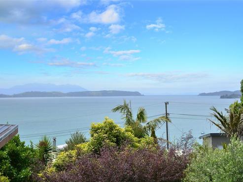 9 Alexander Road, Algies Bay