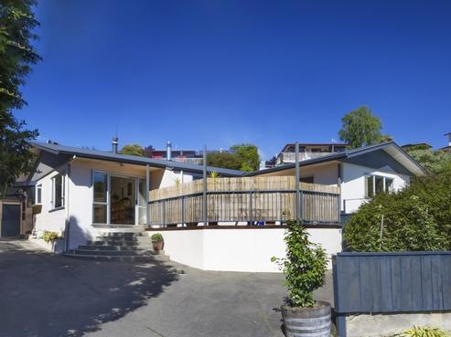42 Churchill Avenue, Richmond