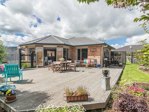 21 Ludlam Way, Otaki