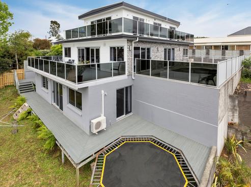 20 Aubrey Street, Regent
