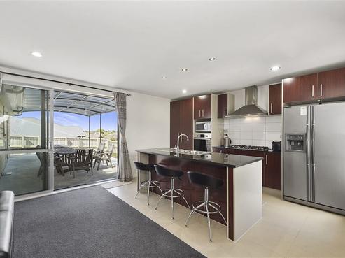 1 Barwick Place, Huntington