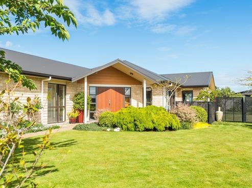 6 Lithgow Drive, Otamatea
