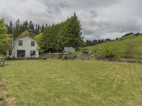 216 Win Valley Road, Dovedale