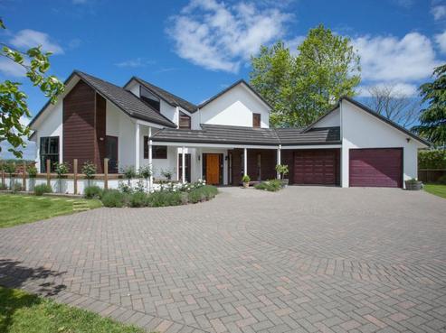 38A Cowley Drive, Leamington