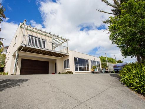 21B Berghan Road, Coopers Beach