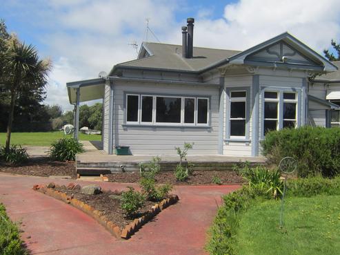 25 Barling Street, Himatangi Beach
