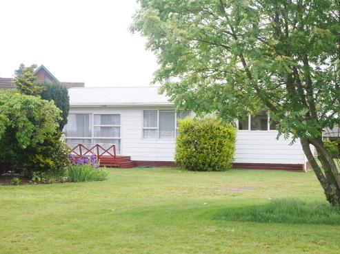 37 Arthur Crescent, Hilltop