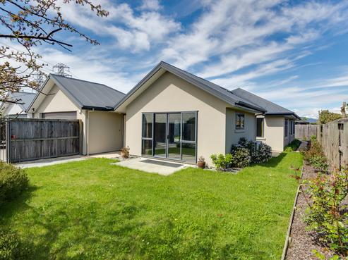6 Ashtead Lane, Sockburn