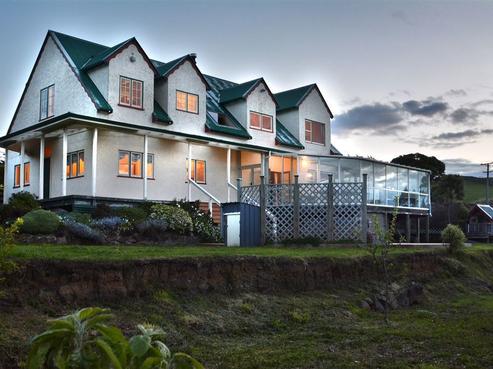 1047 Highcliff Road, Portobello