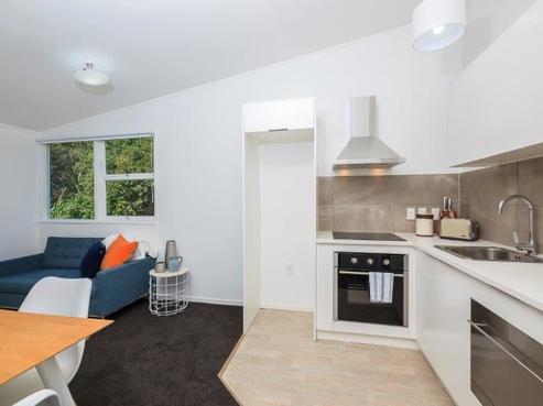 8/9 Don Croot Street, Morningside