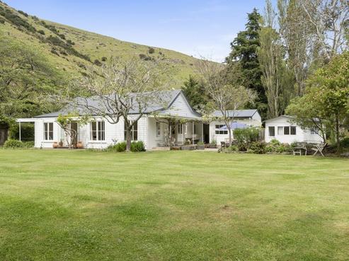 981 Te Oka Bay Road, Little River