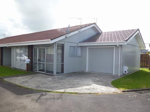 6/240 South Road, Hawera
