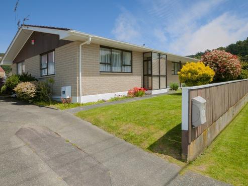 1 Korau Grove, Stokes Valley