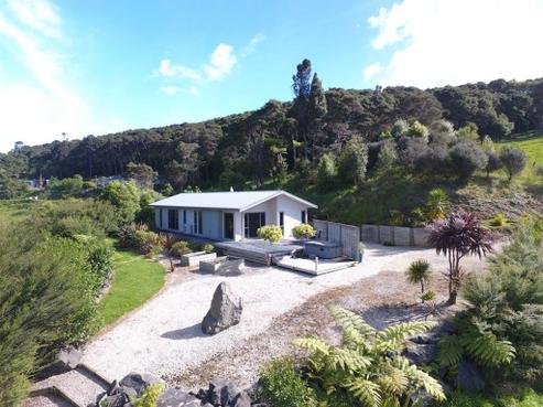 7 Willow Point Road, Taharoa