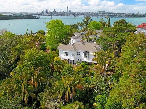 6 Awanui Street, Birkenhead