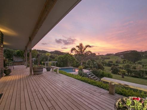 294 Taiapa Road, Muriwai
