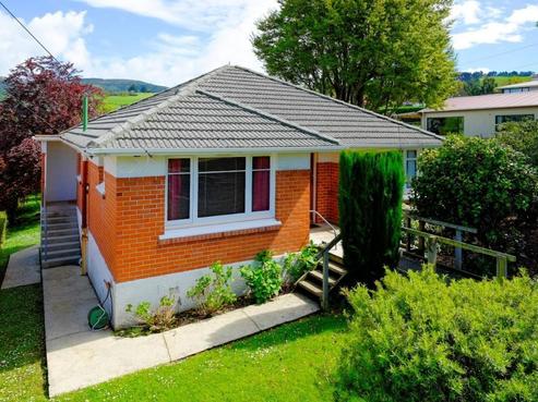 383 Pine Hill Road, Liberton